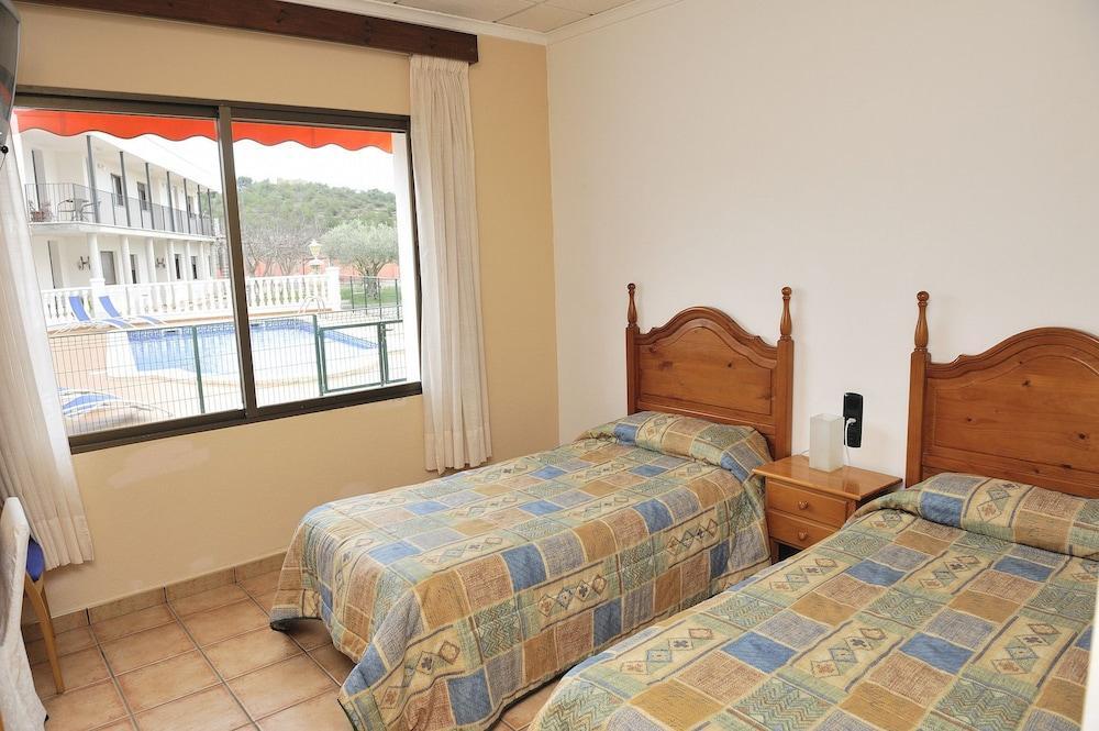 Hotel Bon Lloc Ulldecona Bagian luar foto
