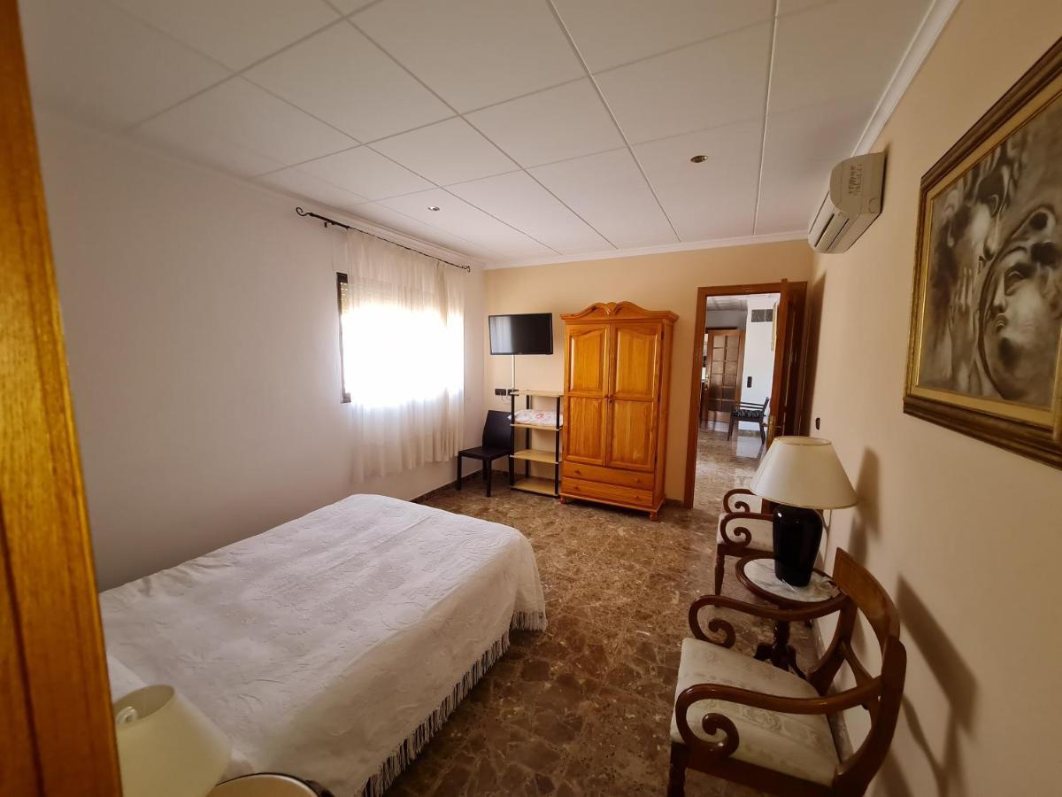 Hotel Bon Lloc Ulldecona Bagian luar foto